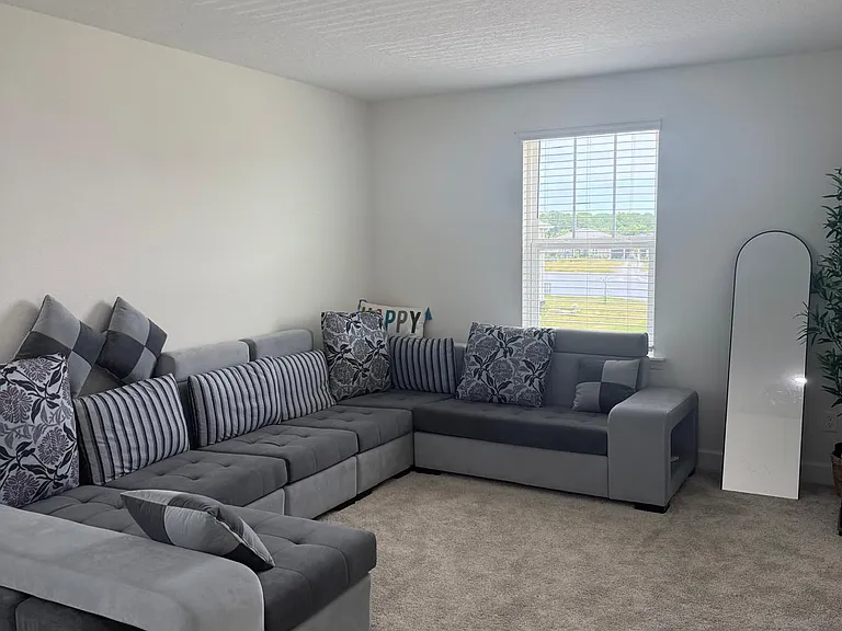 177 Elm Creek Dr — Photo 2