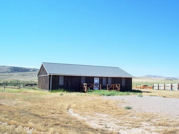 1091 W Mud Creek Rd, Thermopolis, WY 82443