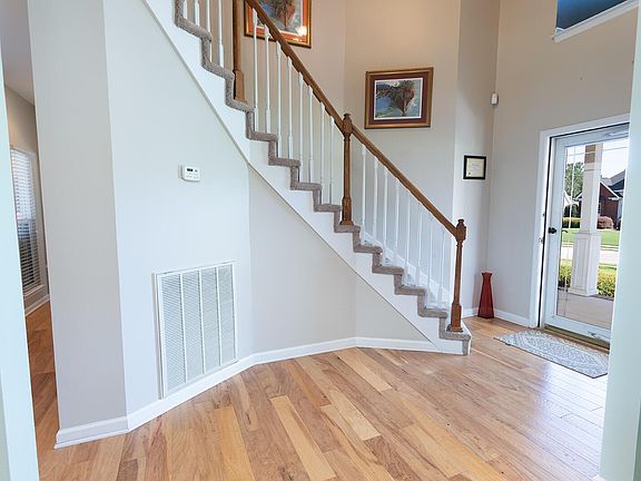 4th image of 2683 Churchill Downs Cir