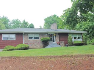 243 Old Marsh Hill Rd, Dracut, MA 01826