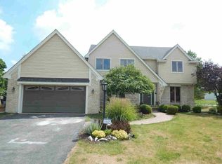 799 Wembley Ct, Monroe, MI 48161