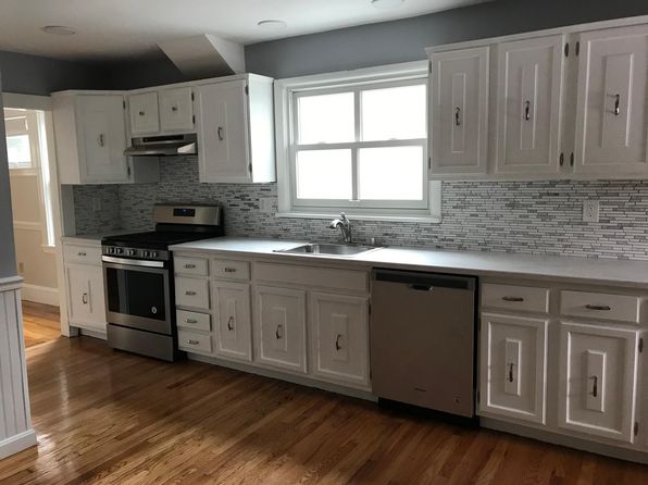 148 Palmer St FLOOR 1