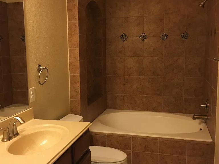 6438 Hazel Valley Dr — Photo 17