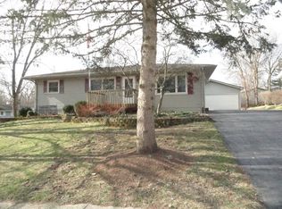 428 E Dresser Rd, Dekalb, IL 60115