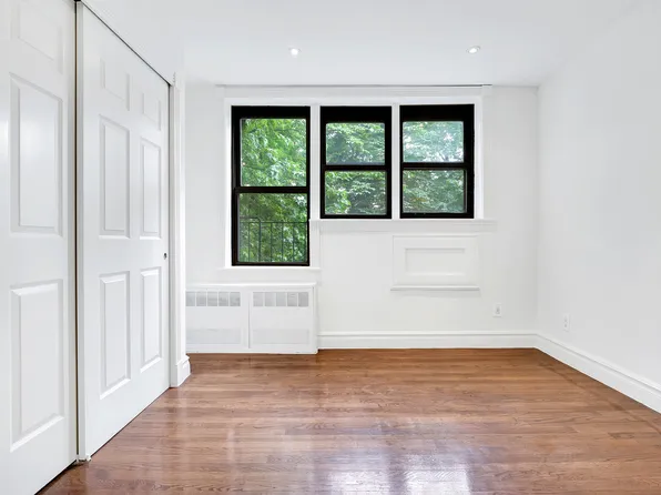 344 East 85th Street image 1 of 8