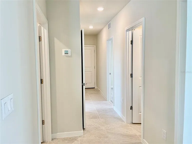 1260 Regal King Dr — Photo 8