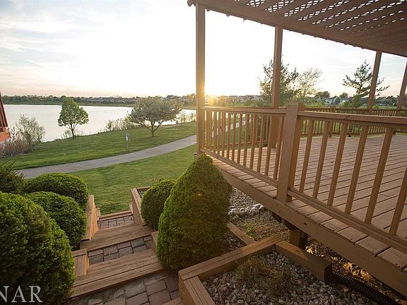 4th image of 22 Parkshores Dr
