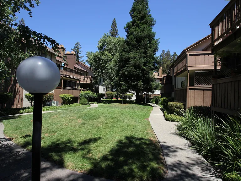 2055 Sierra Rd #86 — Photo 1
