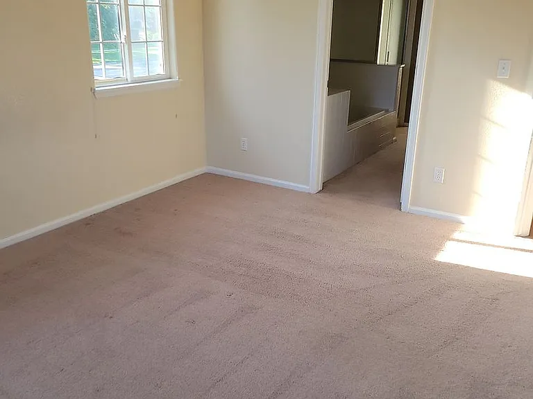 1703 Whitehall Dr #2-H — Photo 13