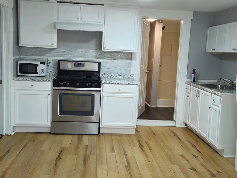 9 Chester St #1 — Photo 4
