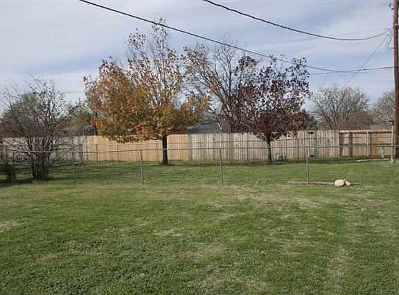 5th image of 25 SW 49th St