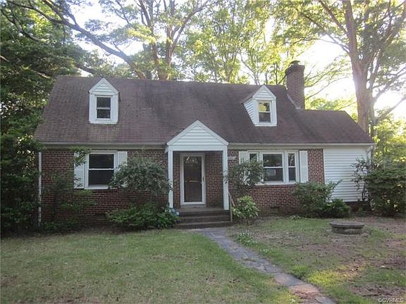 3rd image of 800 Shelby Dr
