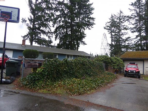 3rd image of 15805 64th Avenue Ct E