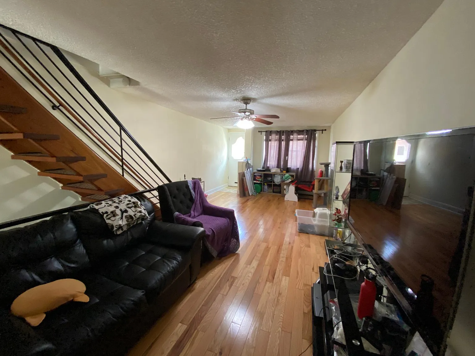 2 bed, 1200 sqft, $1,700 — Photo 4