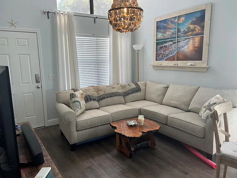 76 Heather Point Ct — Photo 8