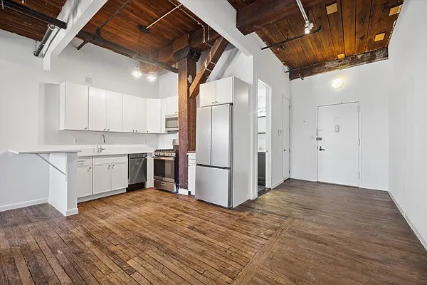 Rented by Brown Harris Stevens | media 10