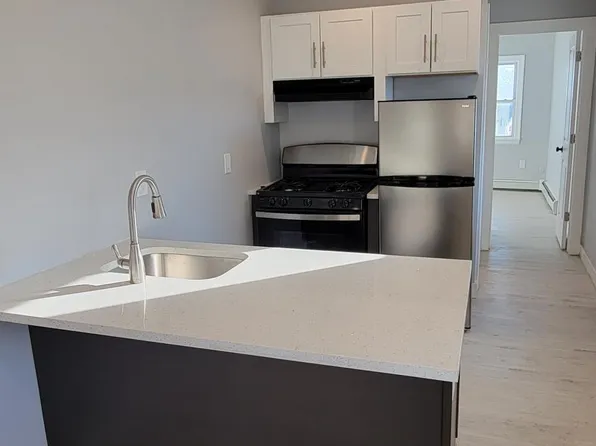 212 Zabriskie Street image 1 of 7