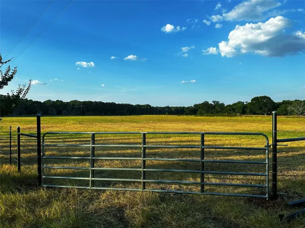 1296 County Road 1439, Covington, TX 76636