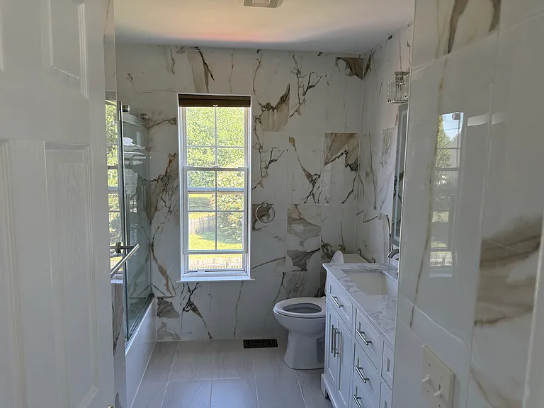 hallway full bathroom