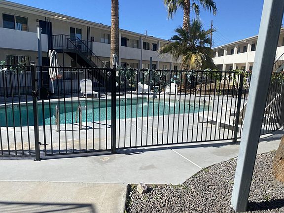 4th image of 4401 N 12th St Unit 110