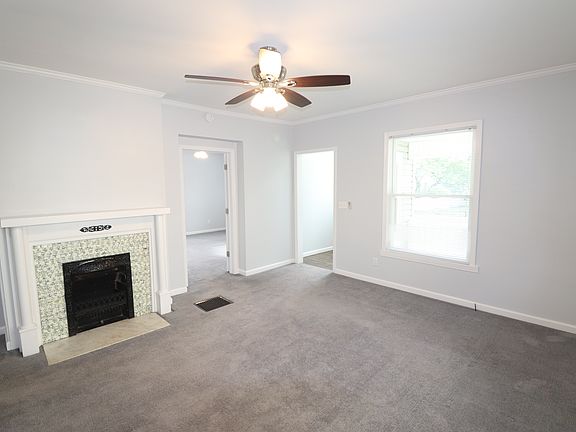3rd image of 427 Lincoln St
