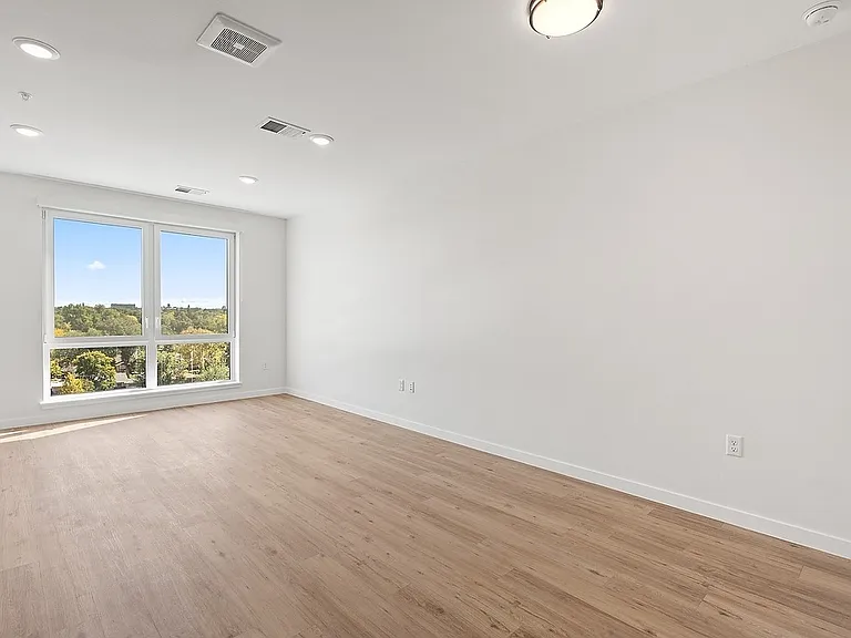 Oso Apartments — Photo 40