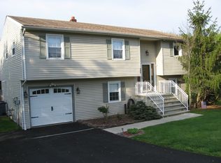 505 Laurie Ln, Aberdeen, NJ 07747