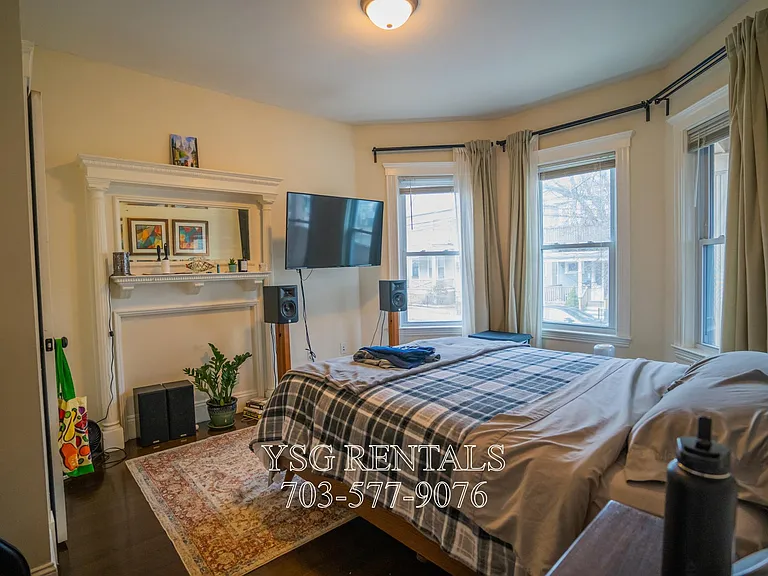 36 Sumner St #1 — Photo 4