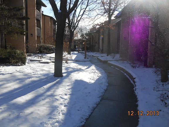 5th image of 6178 Knoll Lane Ct APT 208