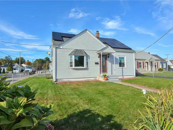 822 Cottage St, Pawtucket, RI 02861