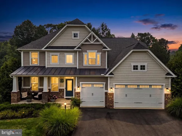 7795 Warrenton Chase Dr, Warrenton, VA 20187