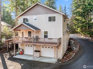 81 N Fawn Drive, Hoodsport, WA