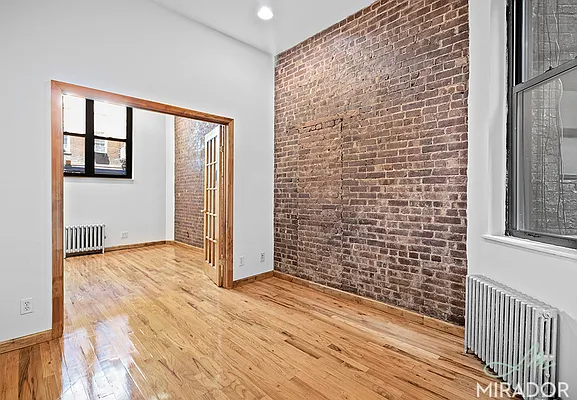 Rented by Mirador Real Estate | media 7