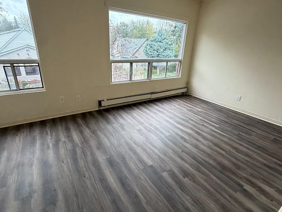 772 Langlois Ave #1