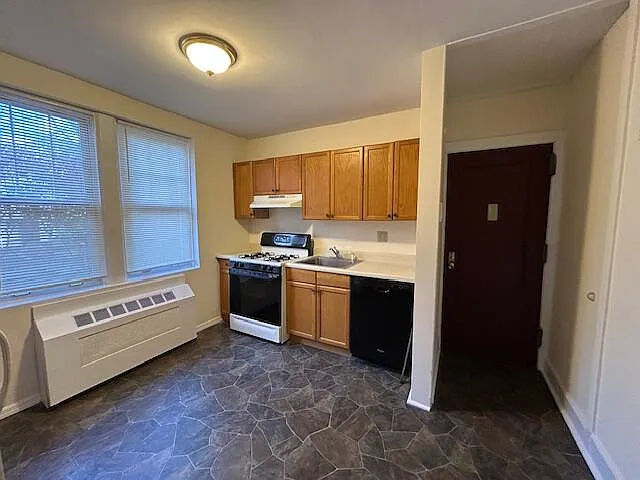 641 Summer St #1 — Photo 15