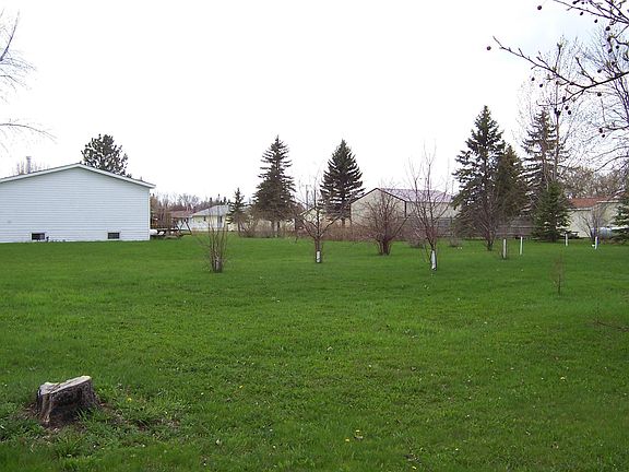4th image of 580 Cottage Ave