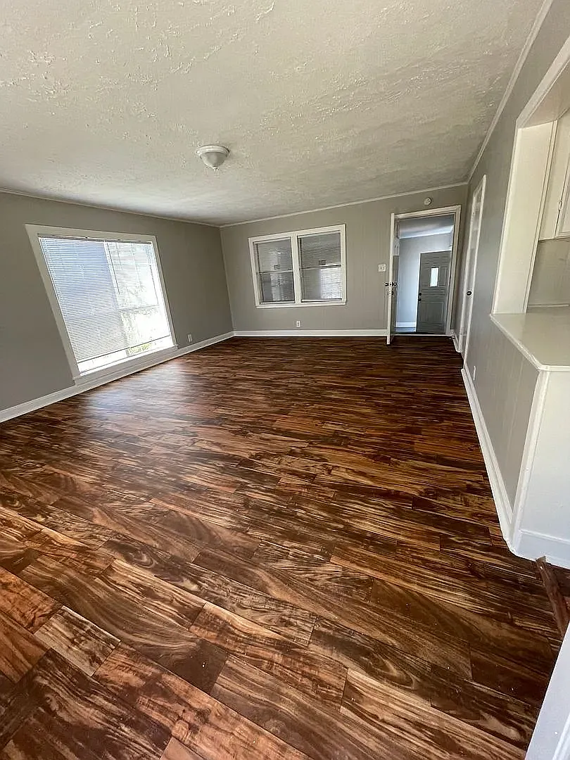 3 bed, 1211 sqft, $1,280 — Photo 4