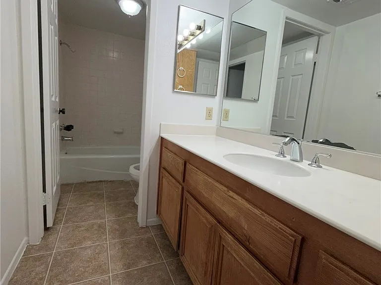 2119 Pine Breeze Ln — Photo 16