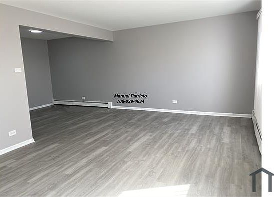 1st image of 11118 S Homewood Ave #1