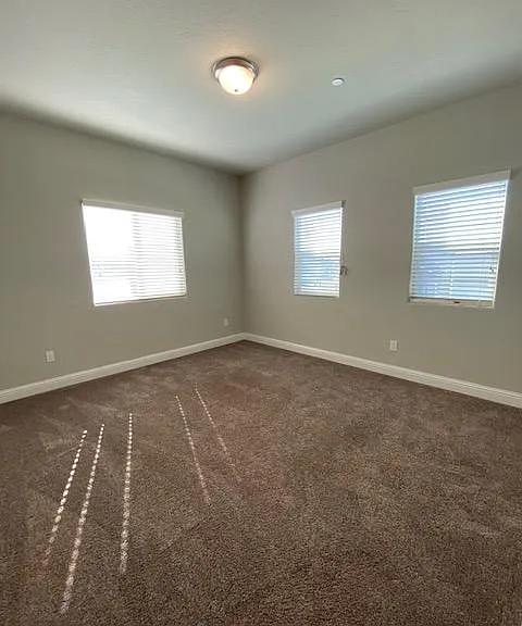 2177 La Vona Ave — Photo 14