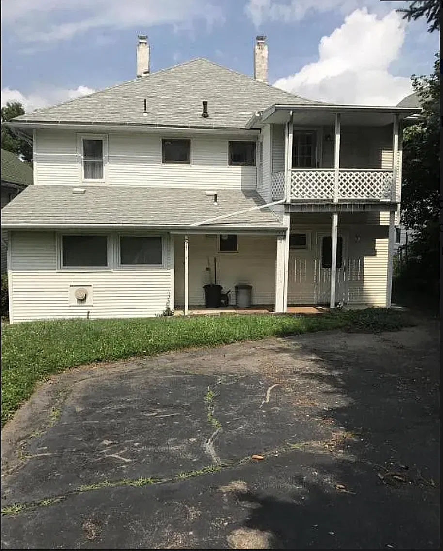 113 S Rebecca Ave — Photo 3