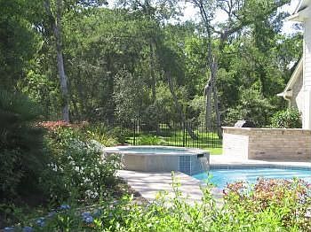 5th image of 2422 Texana Way