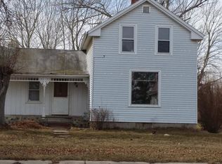 2445 N Lakeshore Rd, Carsonville, MI 48419