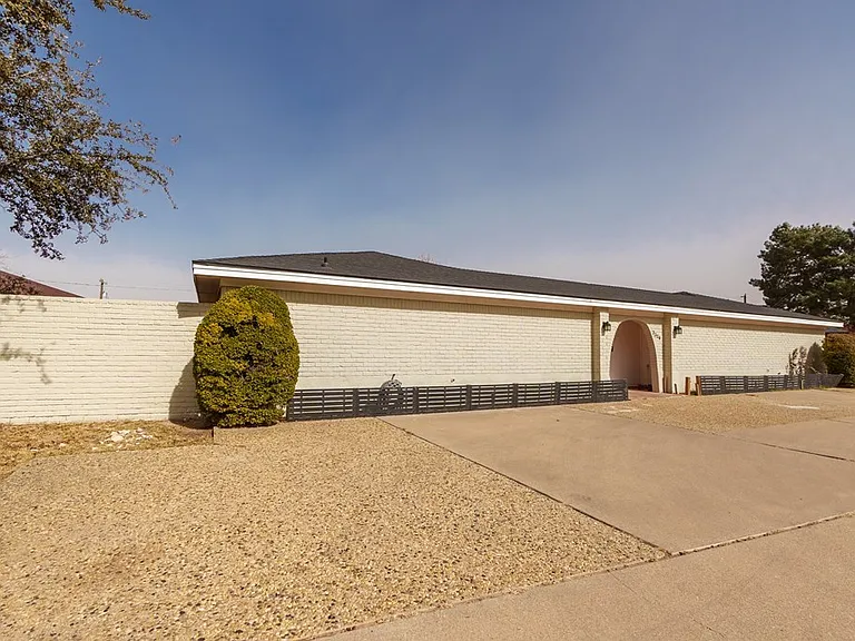 3306R Haynes Ave — Photo 3