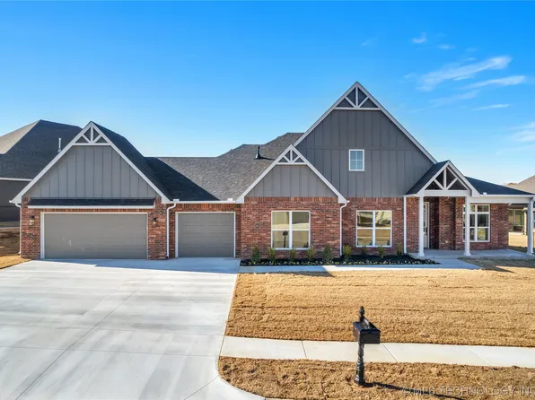 2922 N Frontroad St, Catoosa, OK 74015