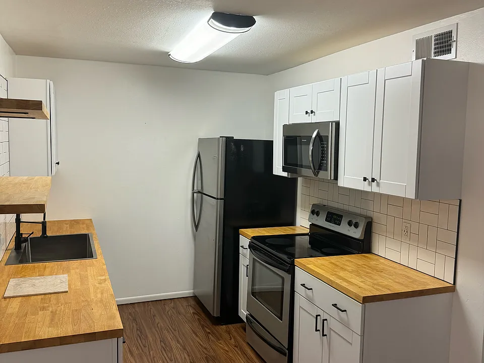 900 Mountain Creek Rd #478