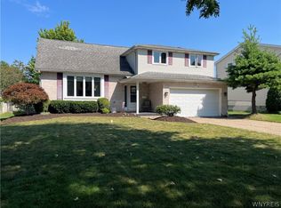 219 Sagewood Ter, Williamsville, NY 14221