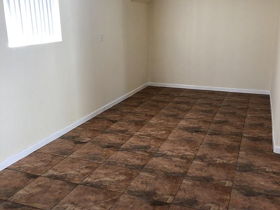4th image of 3048 Perlita Ave