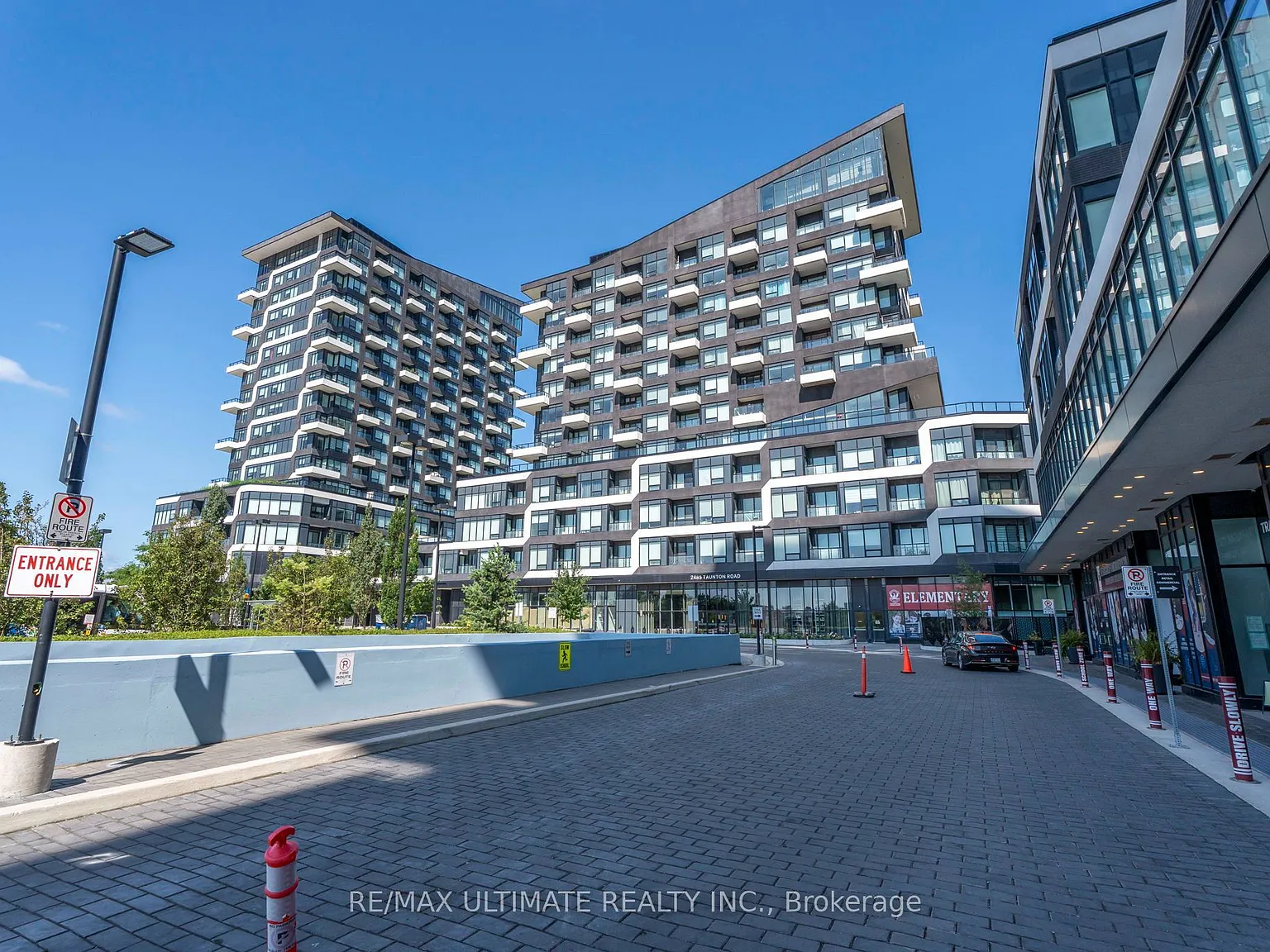 2 bed, $2,400 — Photo 1