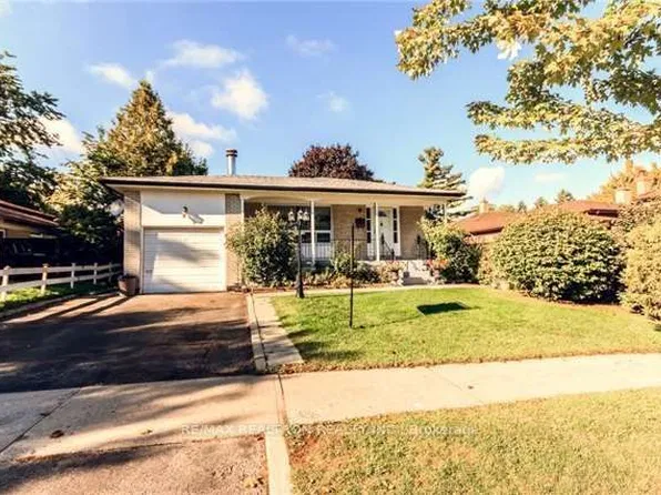 22 Griselda Cres, Toronto, ON M1G 3P6